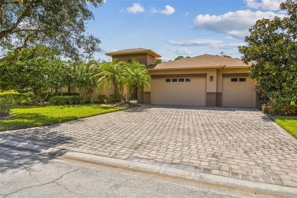 141 LEMON GROVE DRIVE, KISSIMMEE, FL — photo 3 of 30