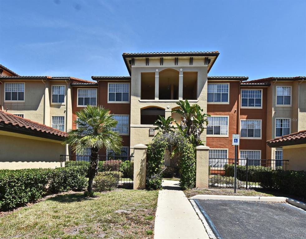 5578 METROWEST BOULEVARD UNIT 105