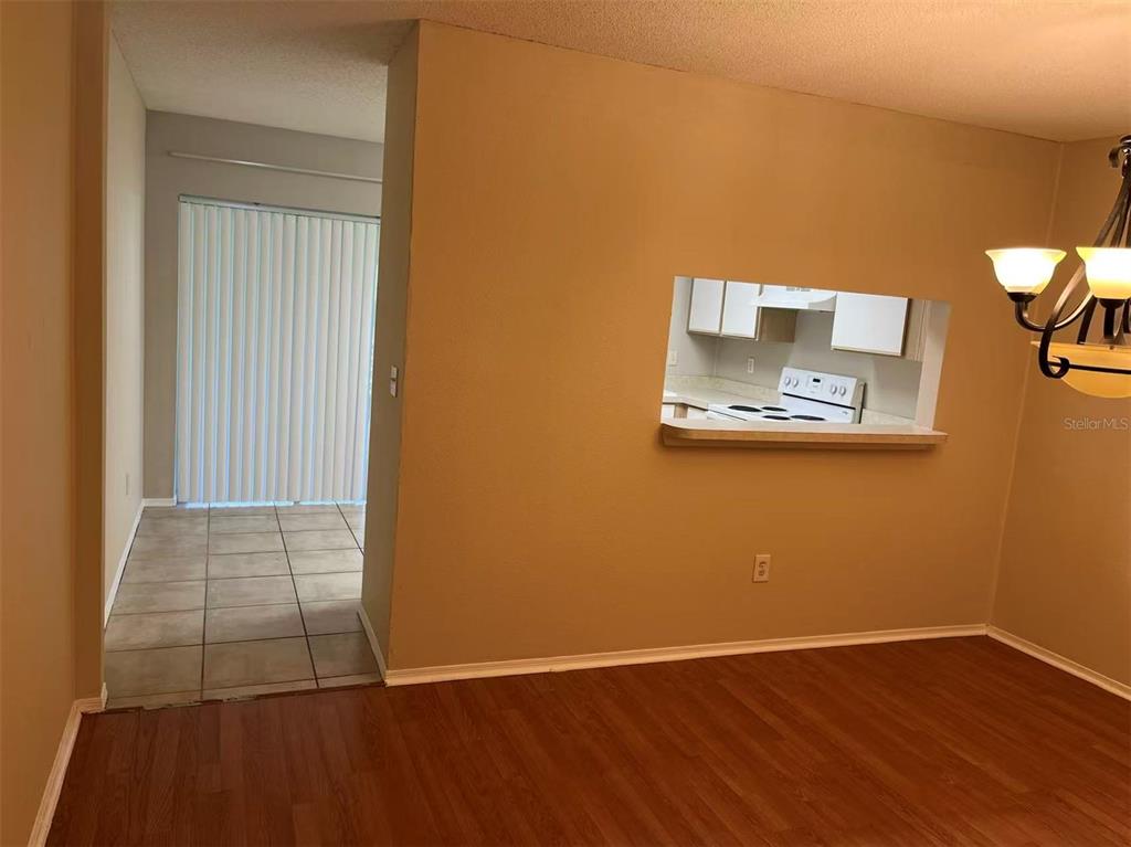 2030 FLUORSHIRE DRIVE, BRANDON, FL — photo 2 of 13