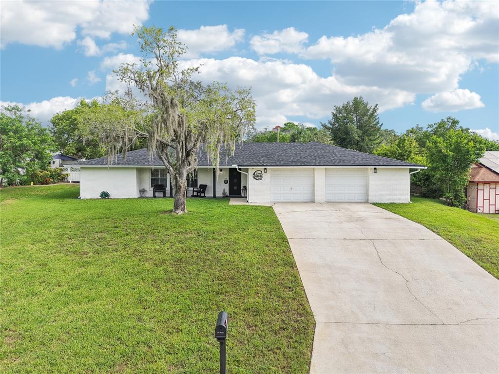 6307 CONNIEWOOD SQUARE