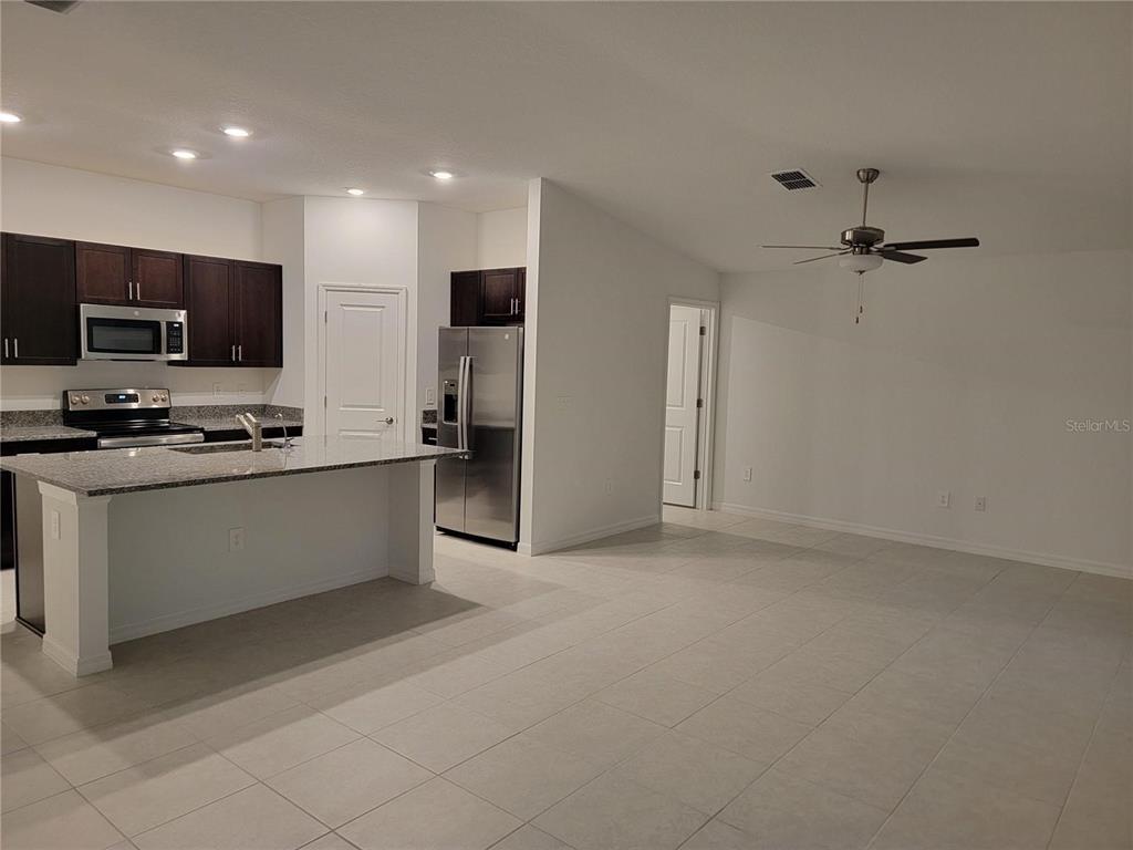 1844 RED LOOP, LAKELAND, FL — photo 3 of 23