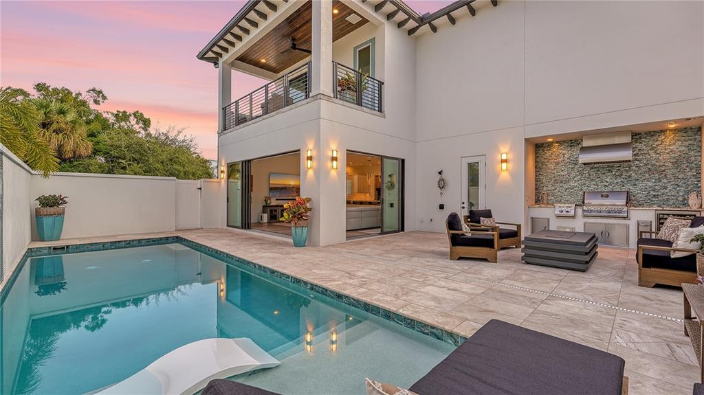 1659 DEVONSHIRE LANE, SARASOTA, FL — photo 2 of 30