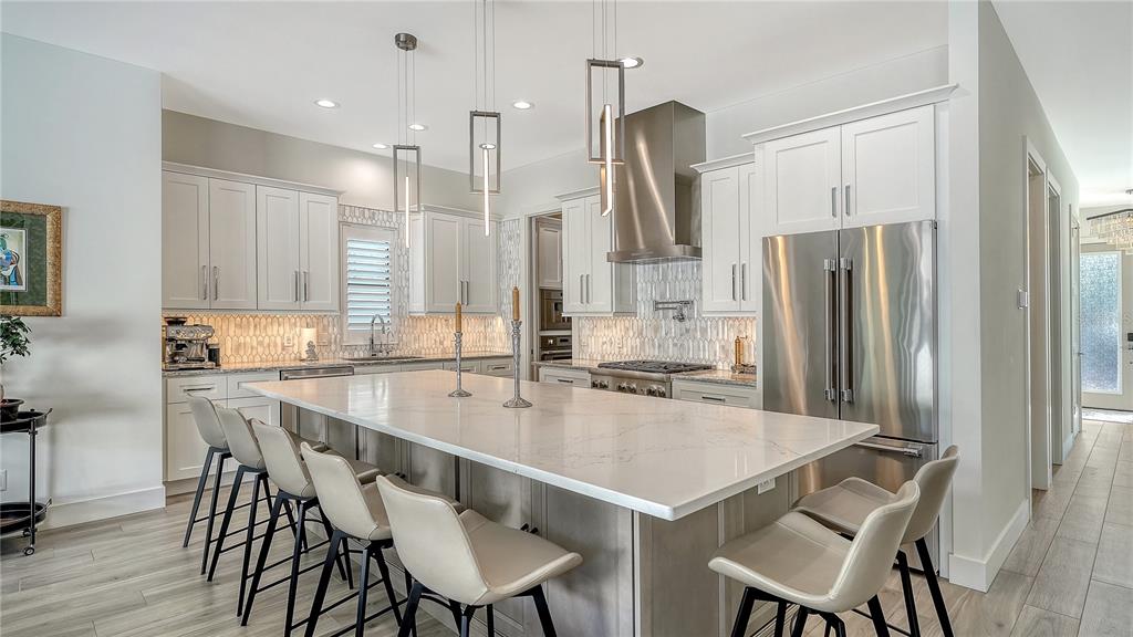 1659 DEVONSHIRE LANE, SARASOTA, FL — photo 3 of 30