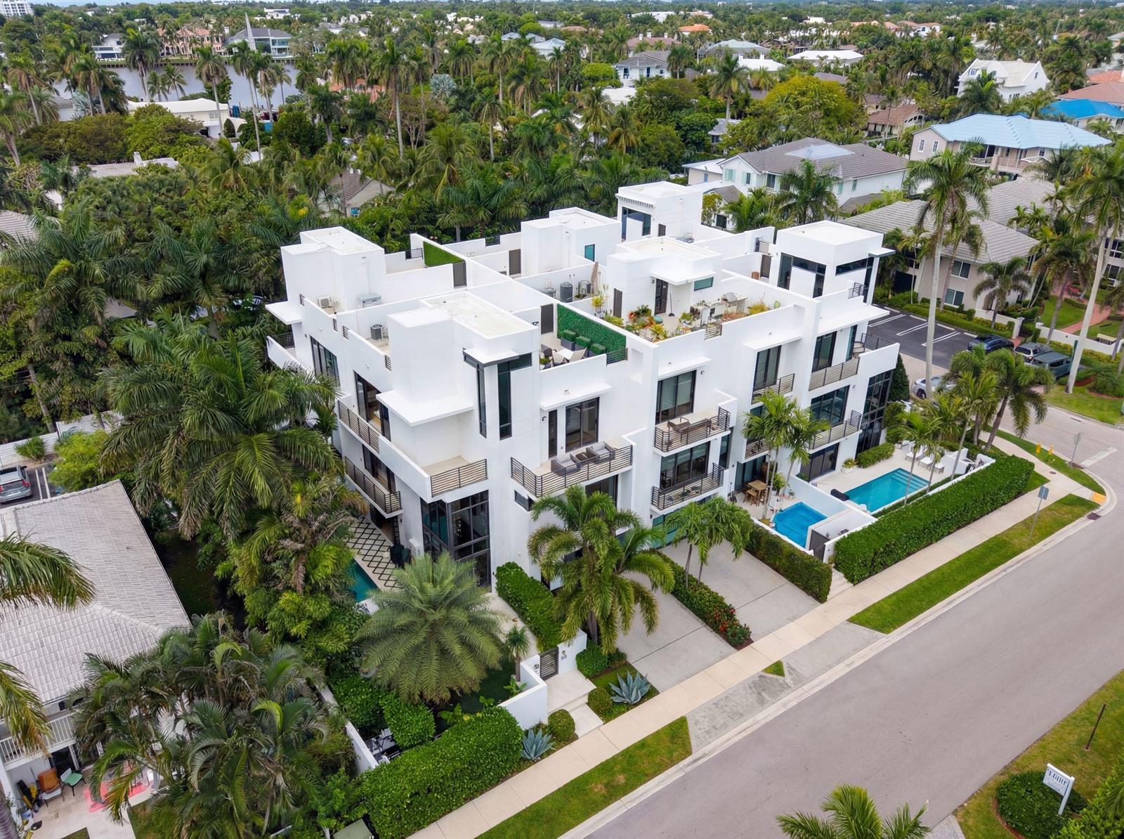 152 Andrews Avenue, Delray Beach FL 33483