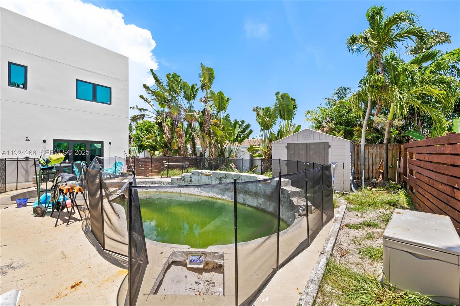 5900 NE 21st Ln, Fort Lauderdale FL 33308