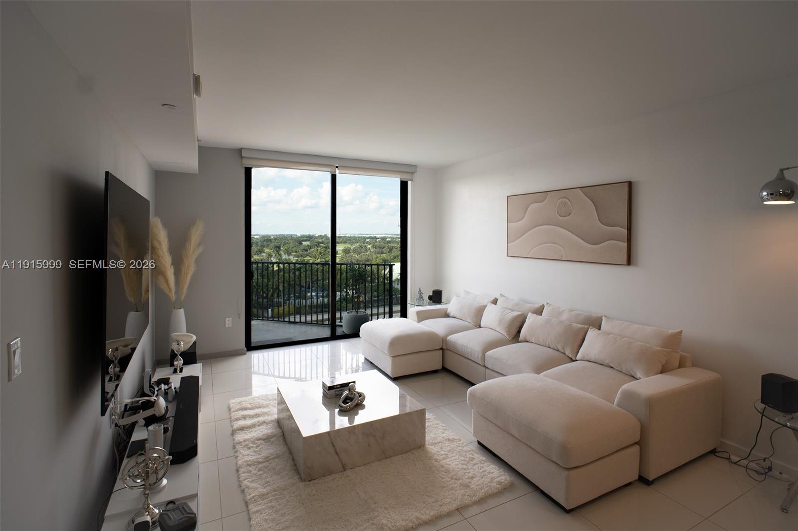5300 Paseo Blvd # 812, Doral FL 33166