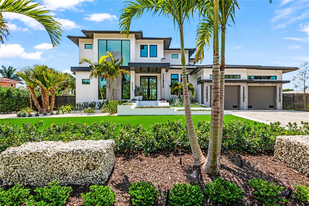 5362 SHADOW LAWN DRIVE
