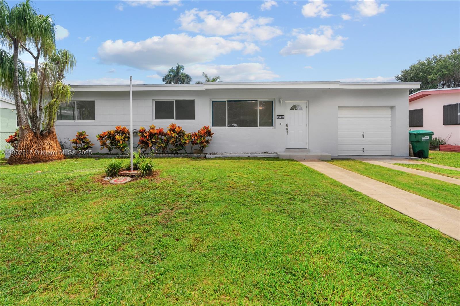 1770 NW 9th St, Homestead FL 33030