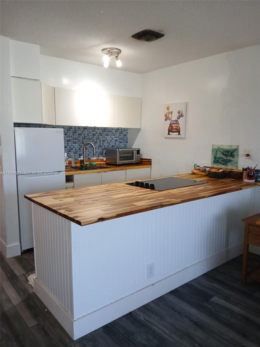 1000 SW 10th Ter # 17P, Hallandale Beach FL 33009