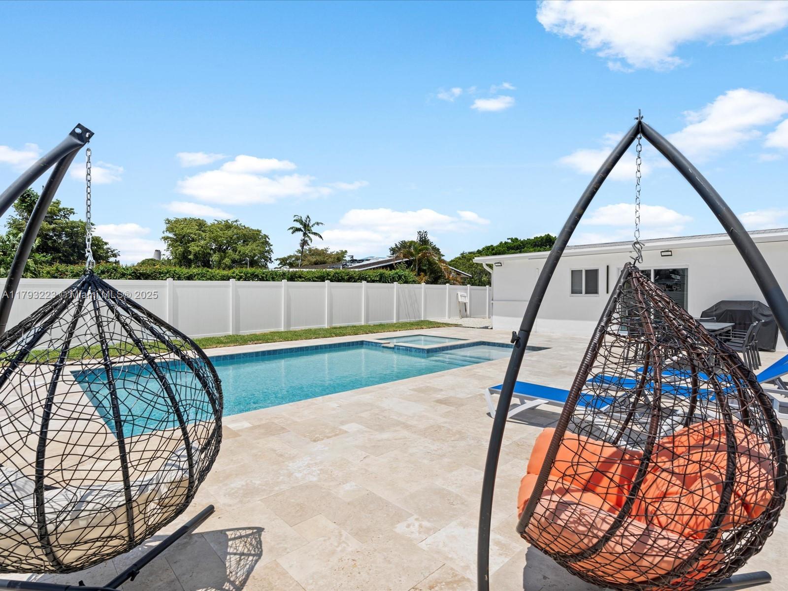 4761 SW 43rd Ter, Dania Beach FL 33314