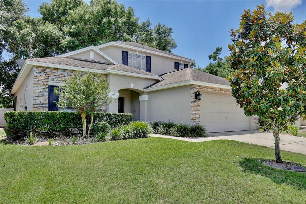 9521 SOUTHERN GARDEN CIRCLE