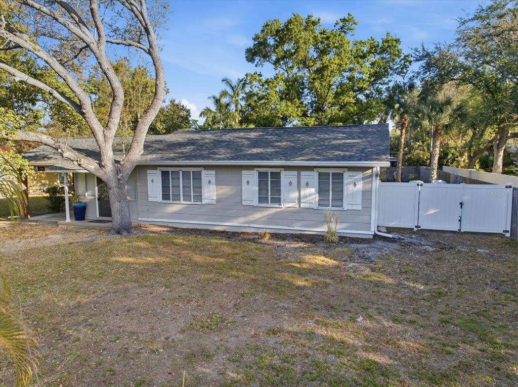 1891 PROSPECT STREET, SARASOTA, FL — photo 5 of 29