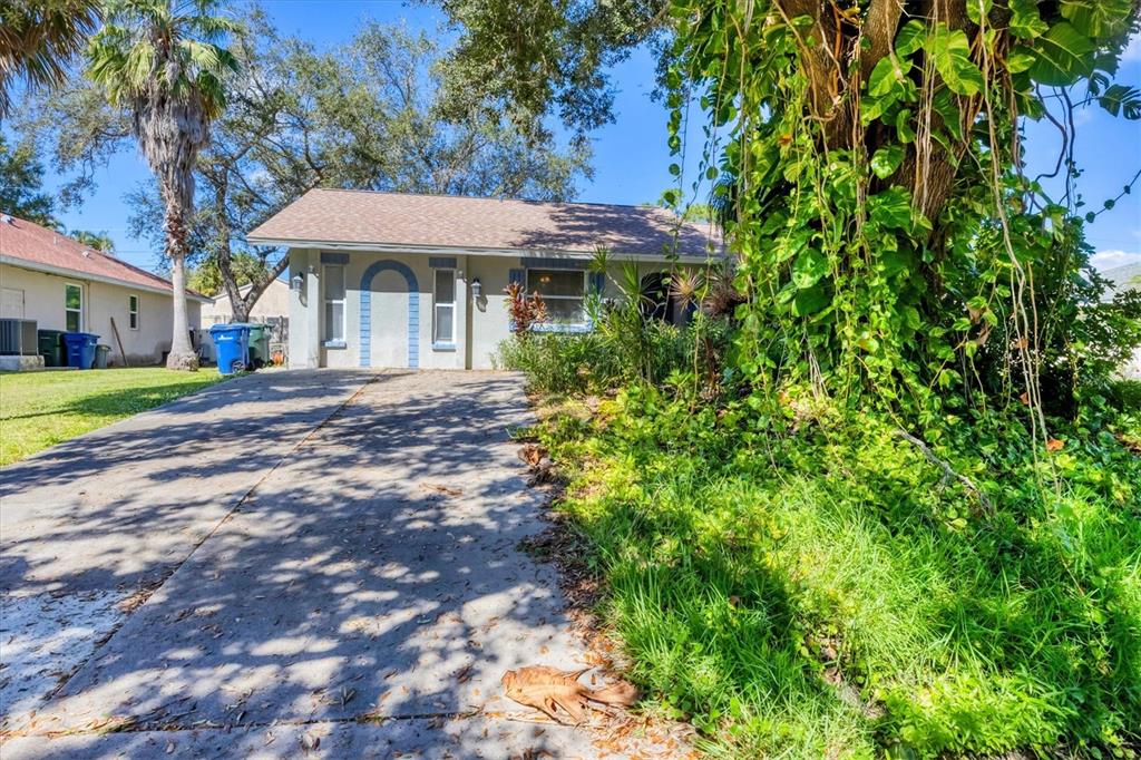 280 DRAKE ROAD