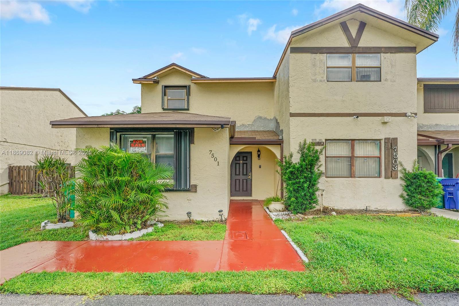7501 NW 33rd St, Lauderhill FL 33319
