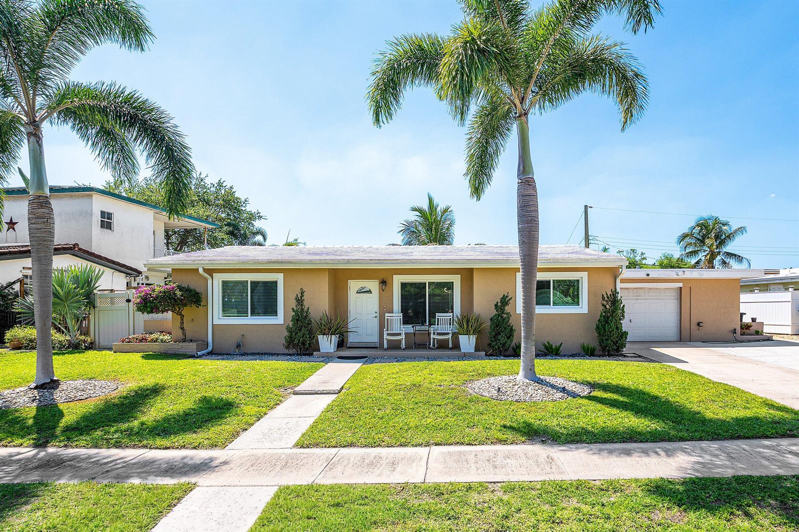 1603 Crest Drive, Lake Worth FL 33461