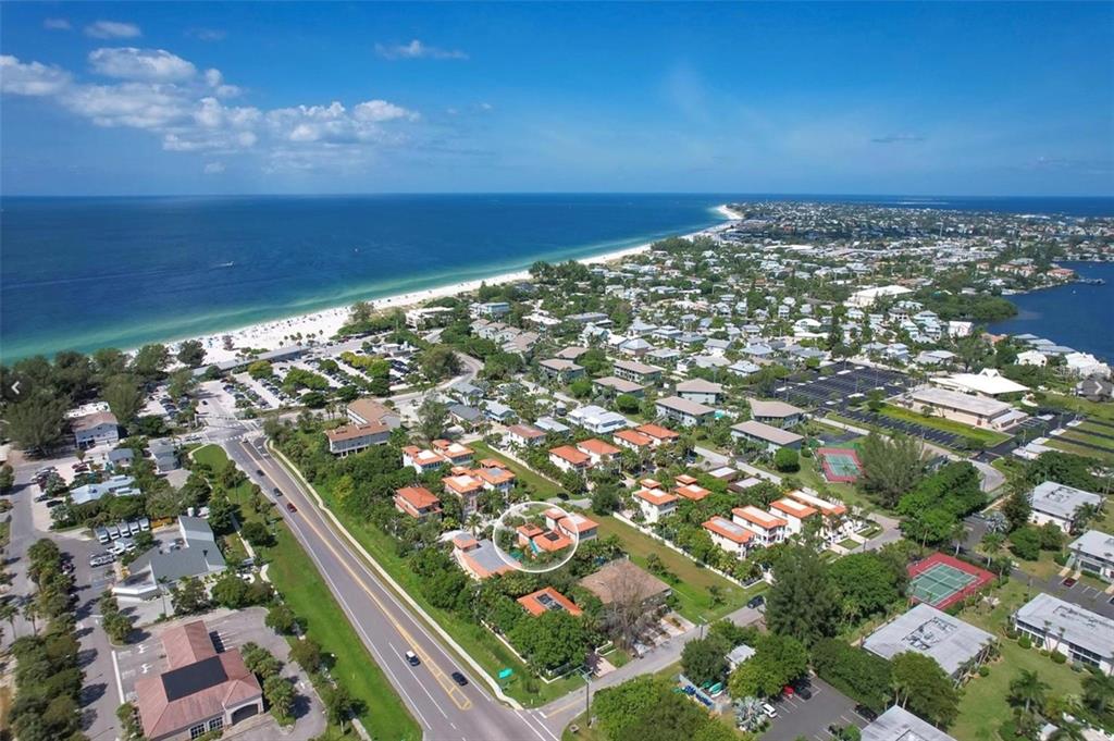 4003 5TH AVENUE, HOLMES BEACH, FL — photo 5 of 30