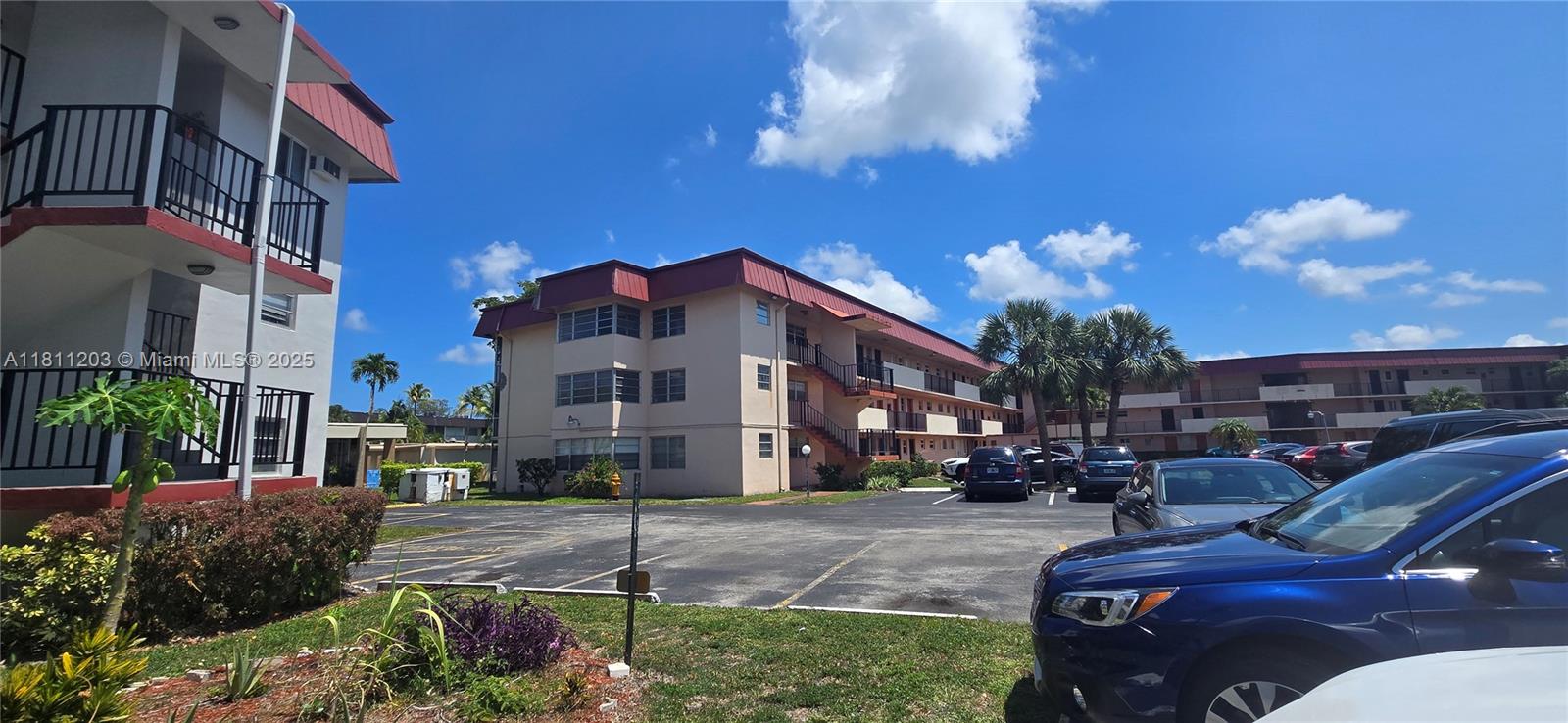1400 NE 191st St # 225, Miami FL 33179