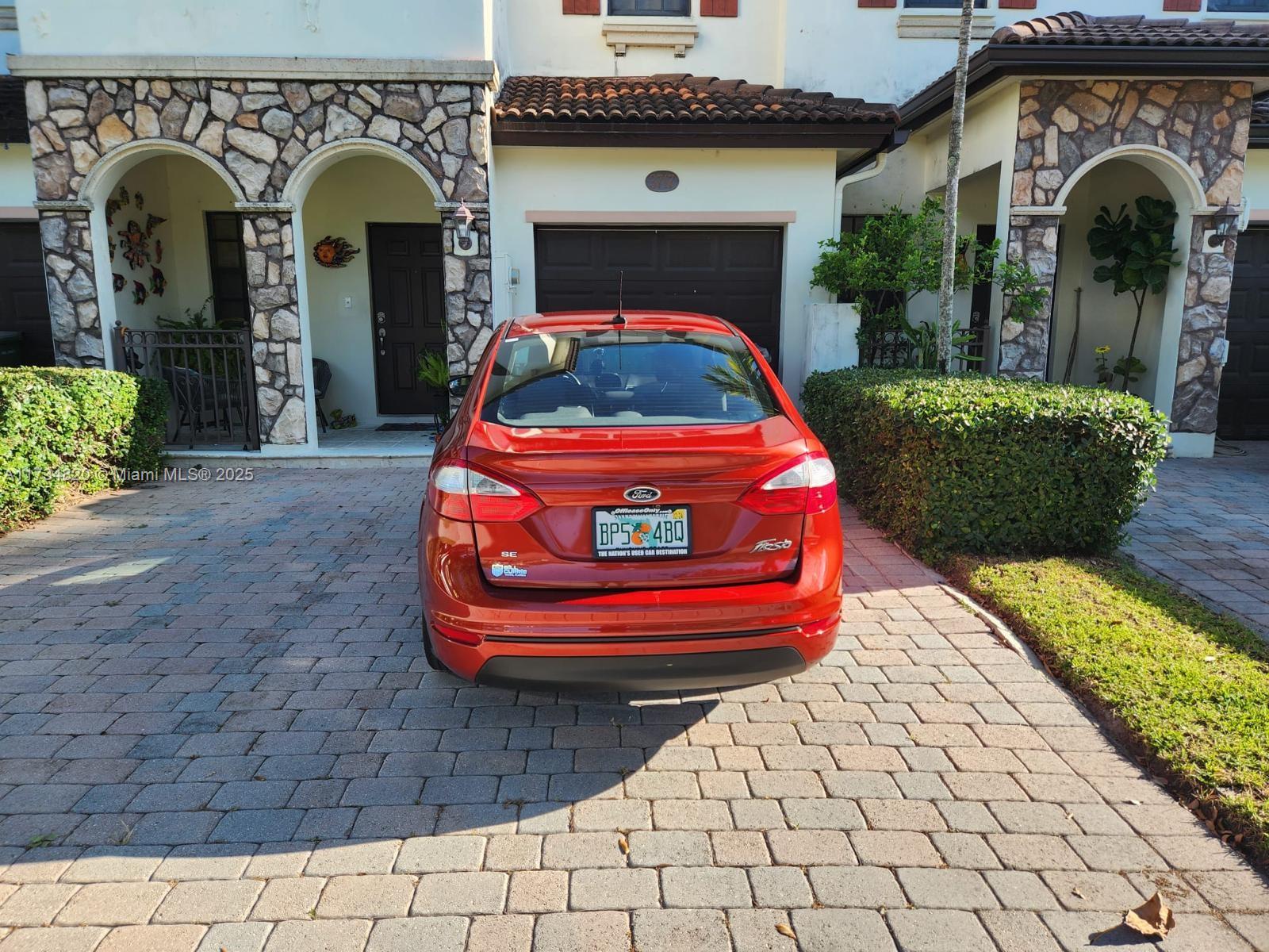 3717 NE 4th St # 3717, Homestead FL 33033