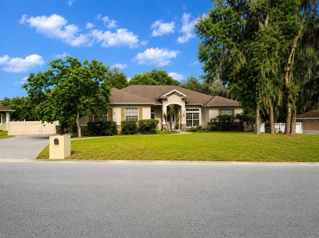 5635 CANVASBACK COURT