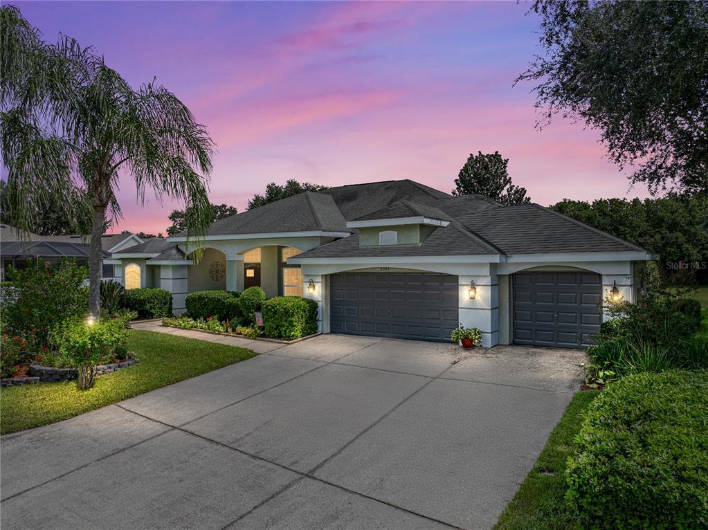 2903 SUTTON OAKS COURT