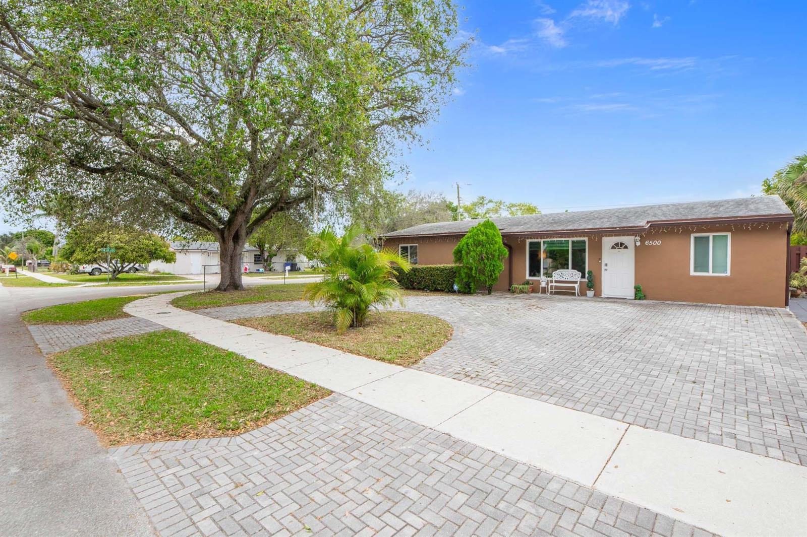 6500 SW 16th Court, North Lauderdale FL 33068