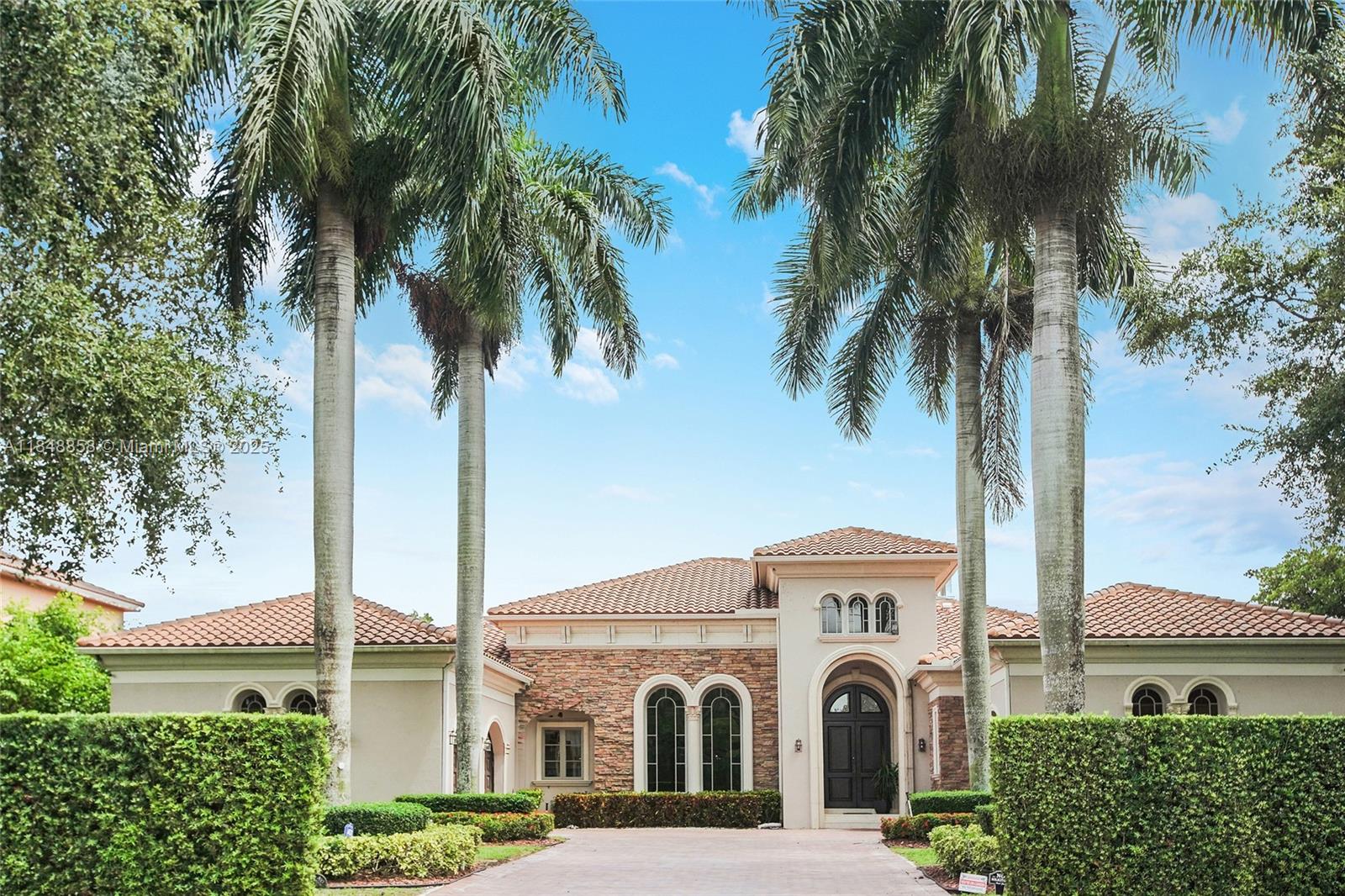 741 Ranch Rd, Weston FL 33326