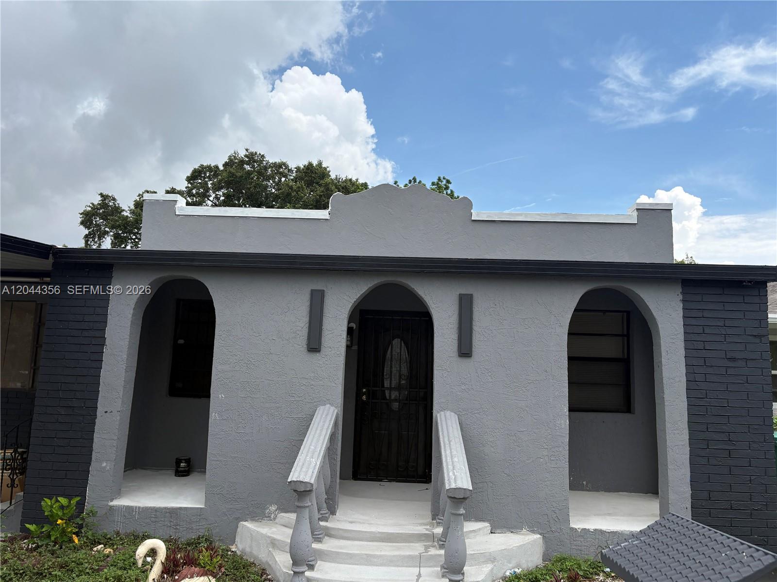 1853 NW 47th St, Miami FL 33142
