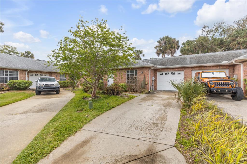 711 RIVER OAKS CIRCLE