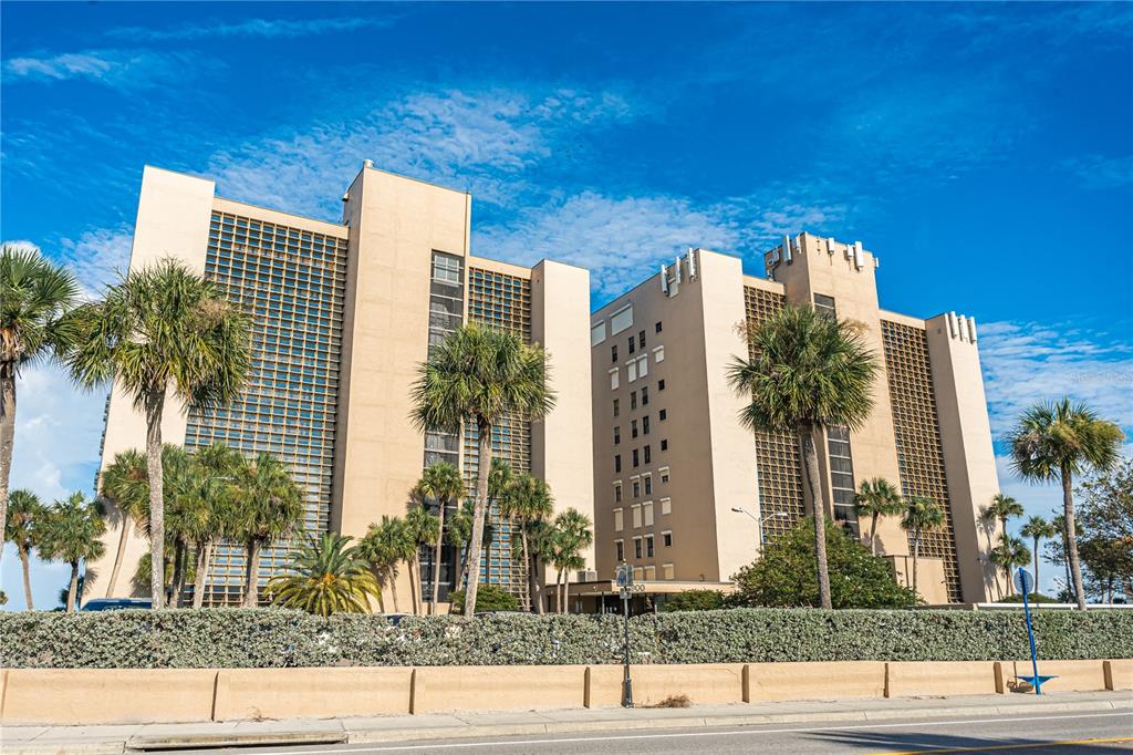 900 GULF BOULEVARD UNIT 702