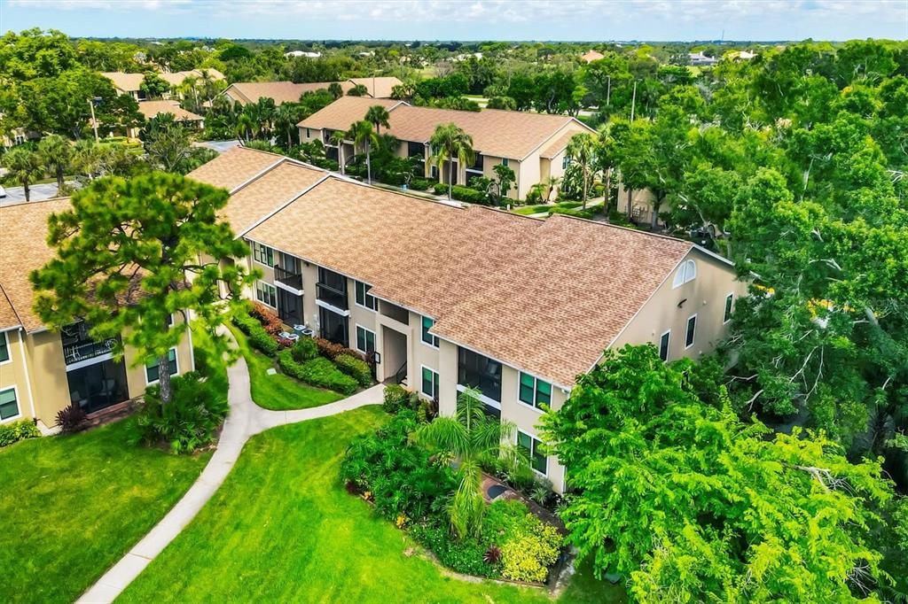 4001 CROCKERS LAKE BOULEVARD UNIT 27