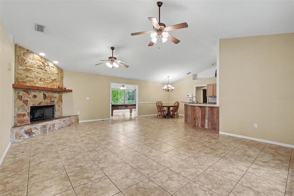4618 REOLA ROAD, DOVER, FL — photo 2 of 30
