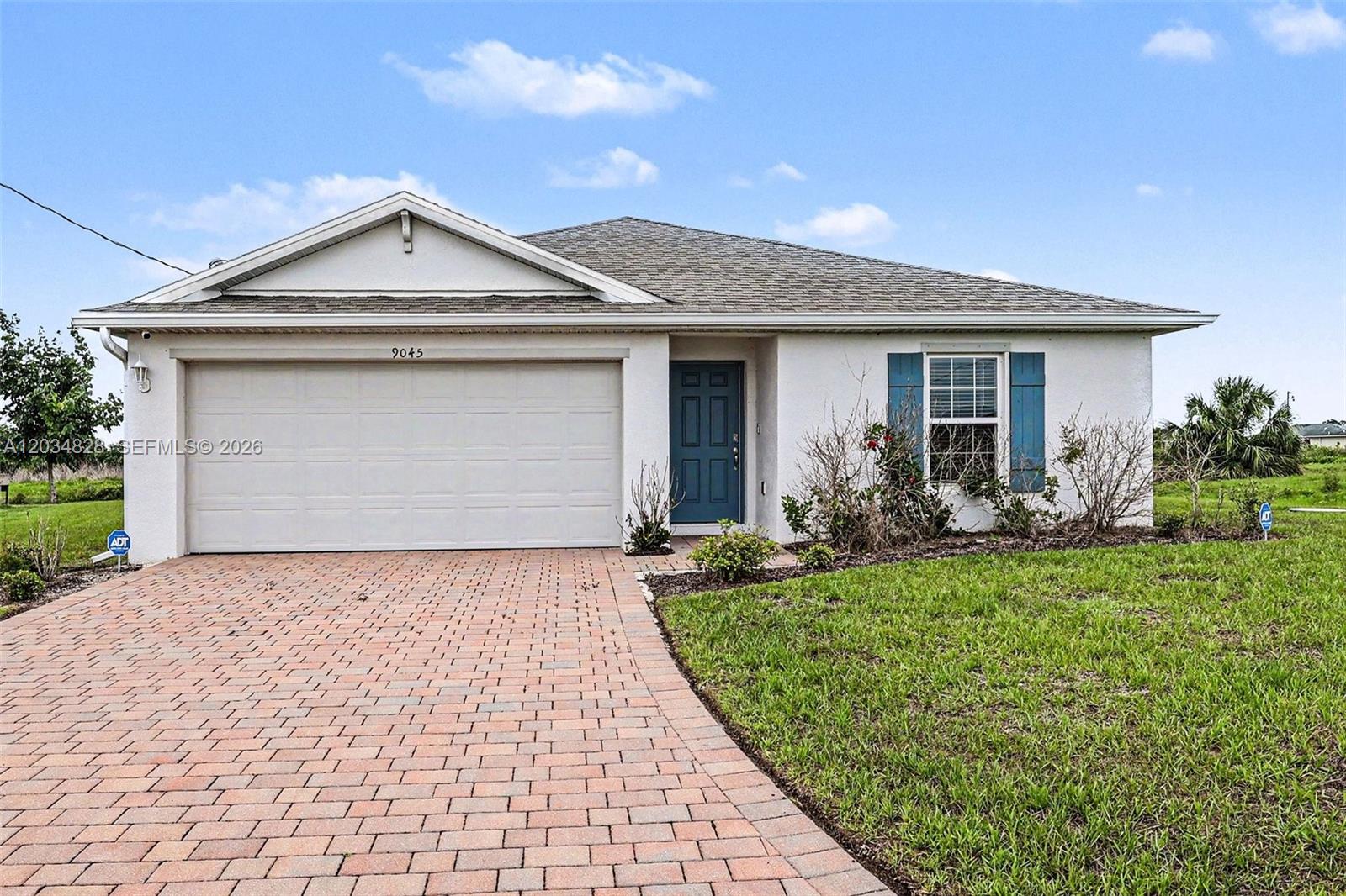 9045 Maywood Cir, La Belle FL 33935