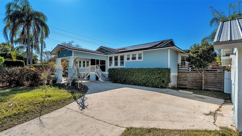2022 LAKE MIRIAM DRIVE