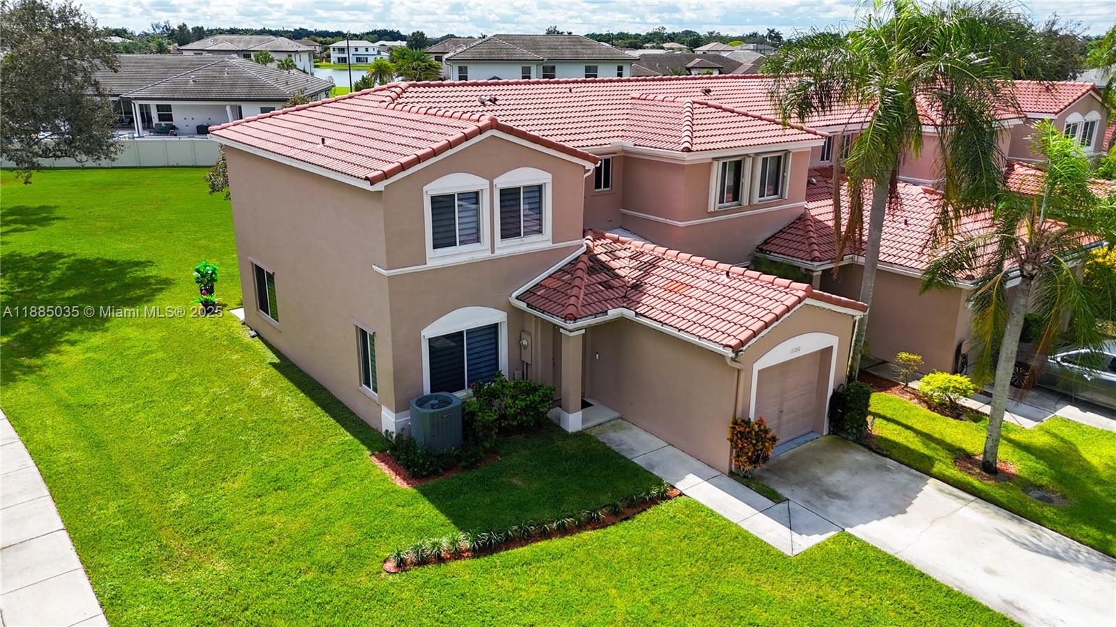 11100 SW 17th Mnr, Davie FL 33324