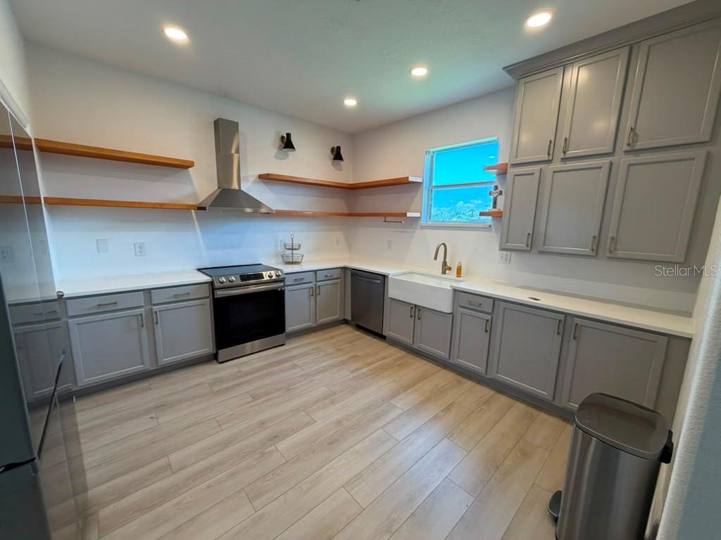 1221 PRIORY CIRCLE, WINTER GARDEN, FL — photo 4 of 30