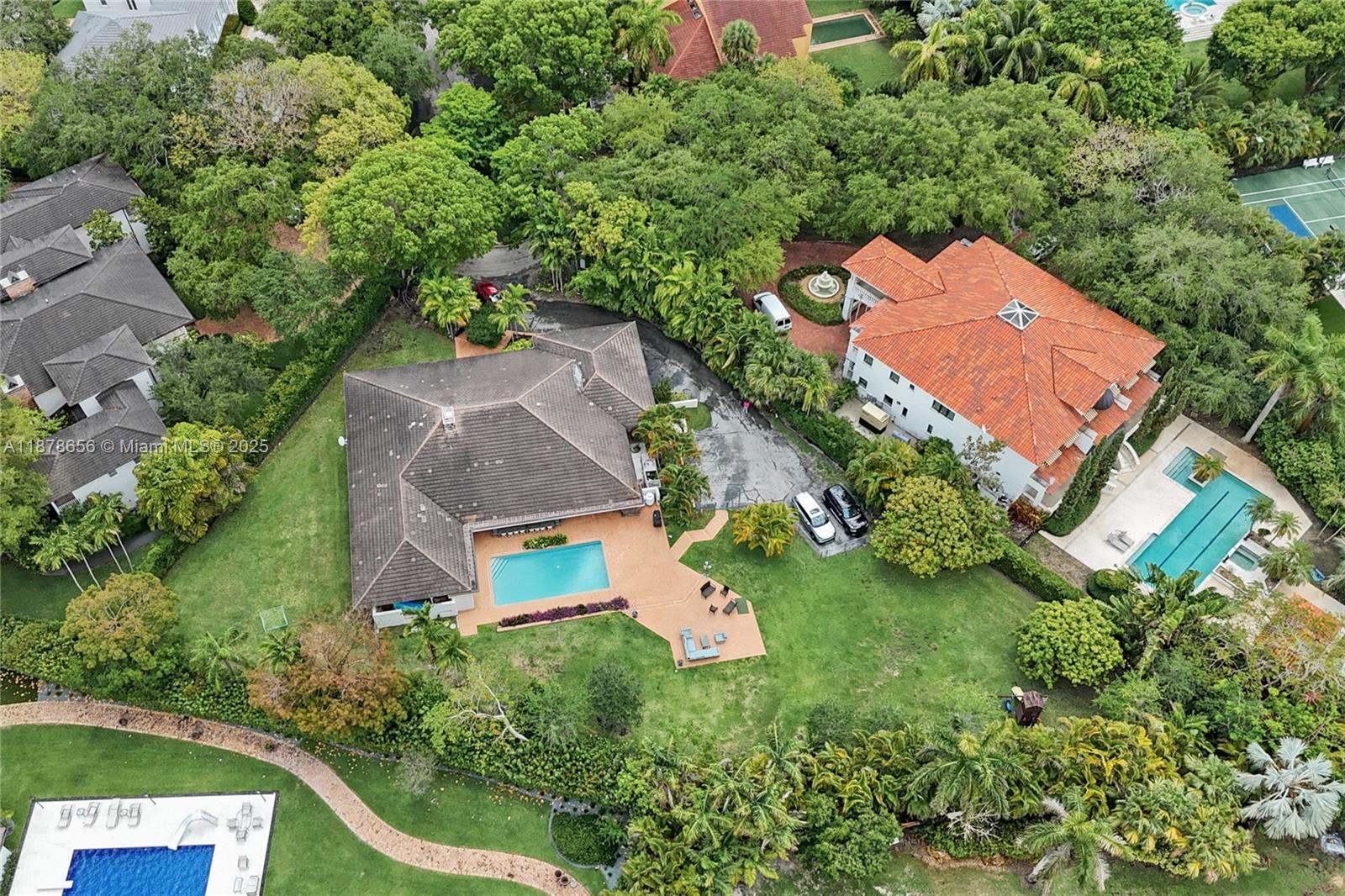 8290 La Rampa St, Coral Gables FL 33143