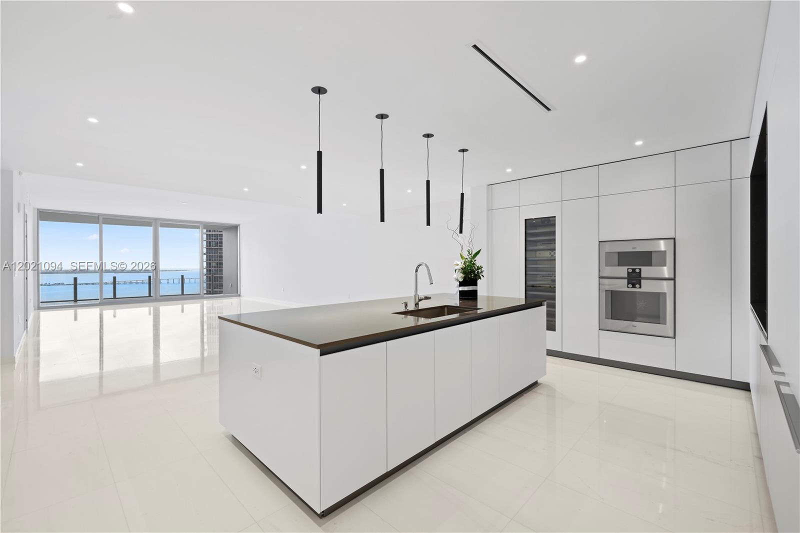 300 Biscayne Blvd Way # 3404C, Miami FL 33131