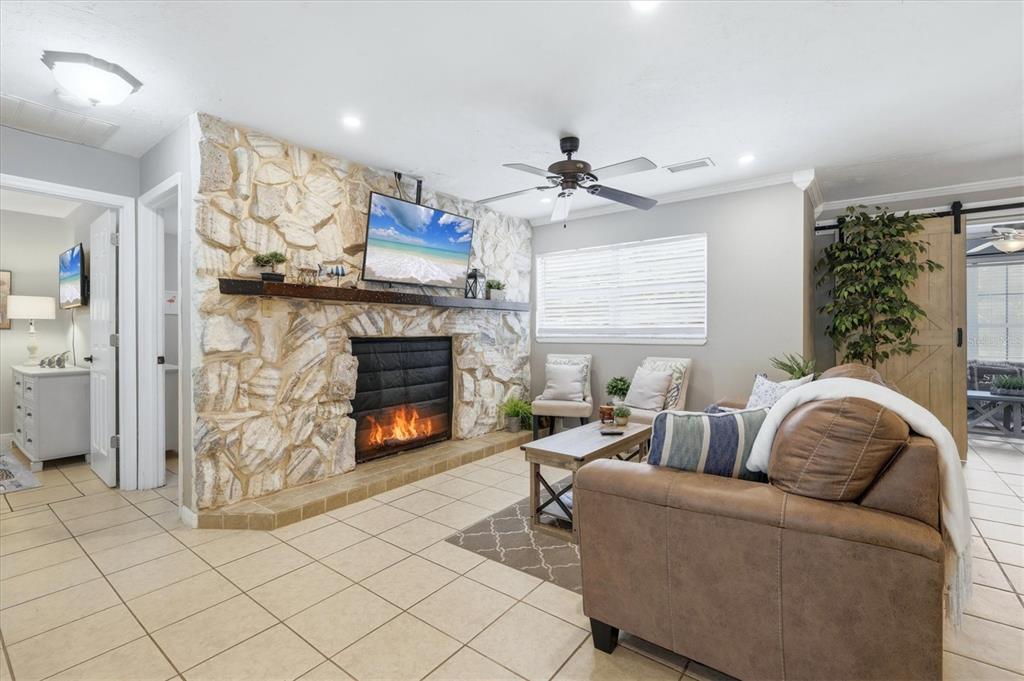 3818 BUCKEYE CIRCLE, SARASOTA, FL — photo 4 of 30