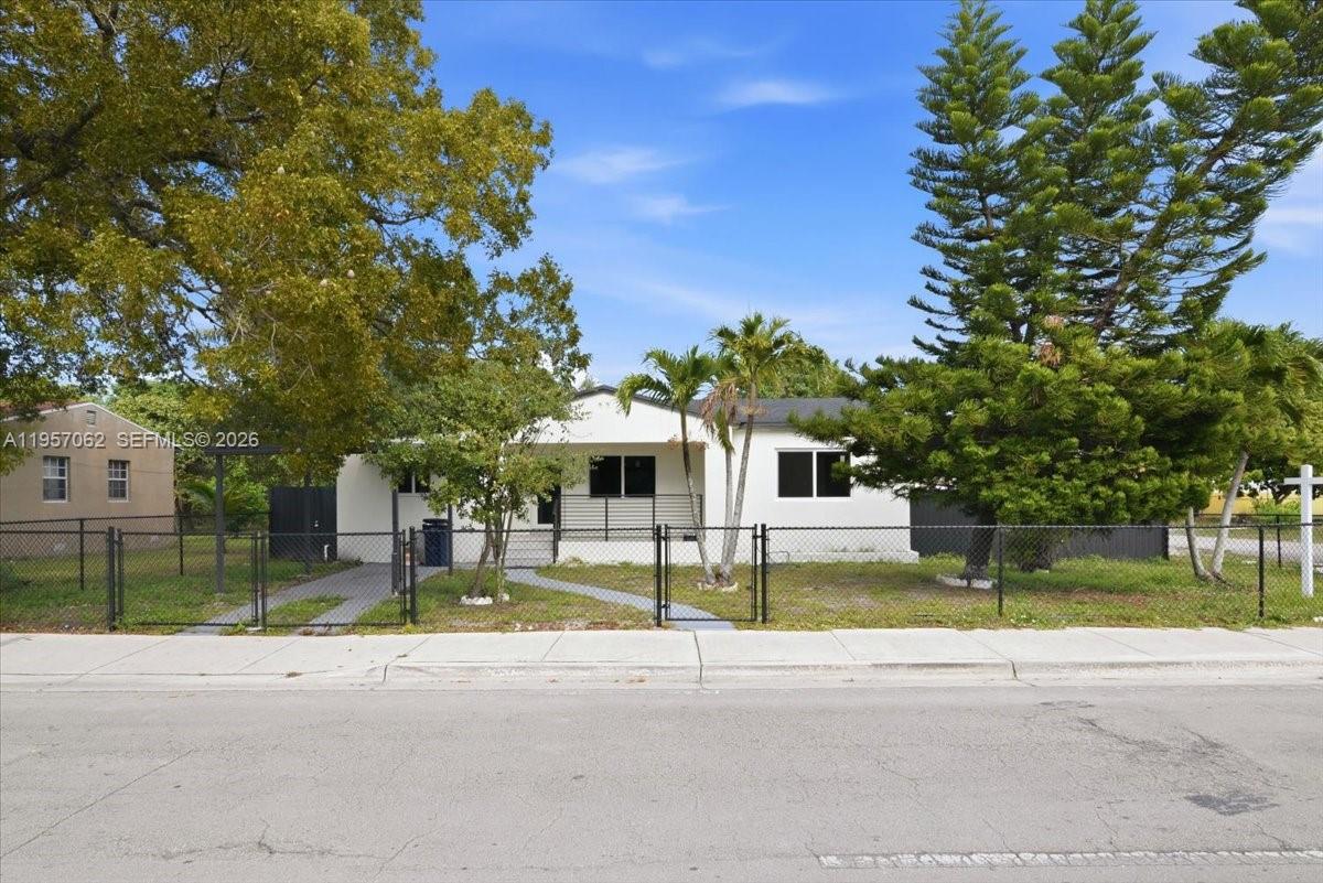 945 Sharazad Blvd, Opa-Locka FL 33054