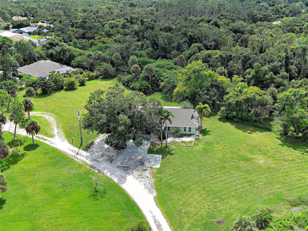 425 MORRISON AVENUE, ENGLEWOOD, FL — photo 2 of 30