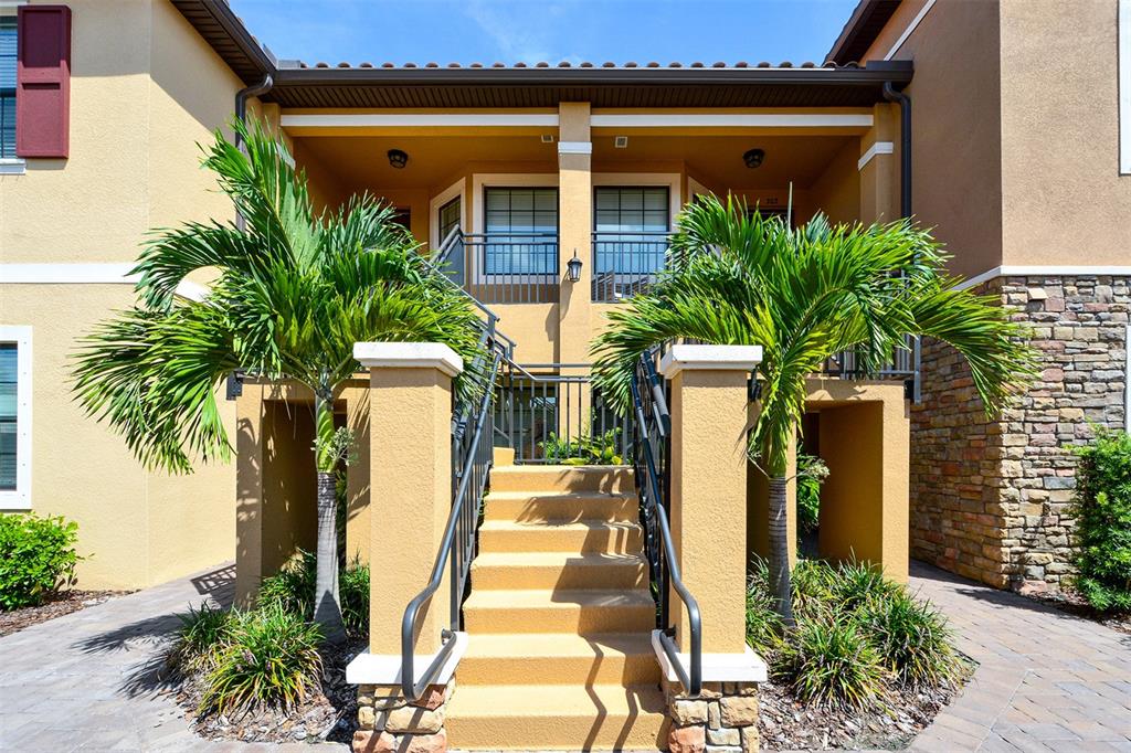 13737 MESSINA LOOP UNIT 202, LAKEWOOD RANCH, FL — photo 4 of 30