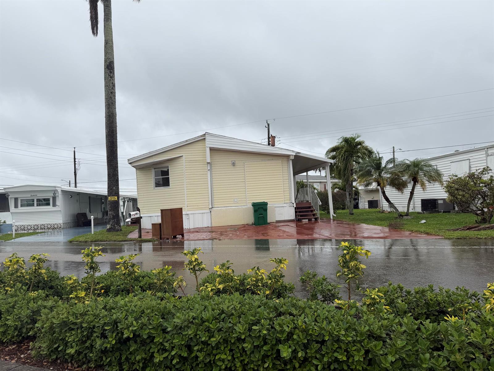 8557 SW 18th Street, Davie FL 33324