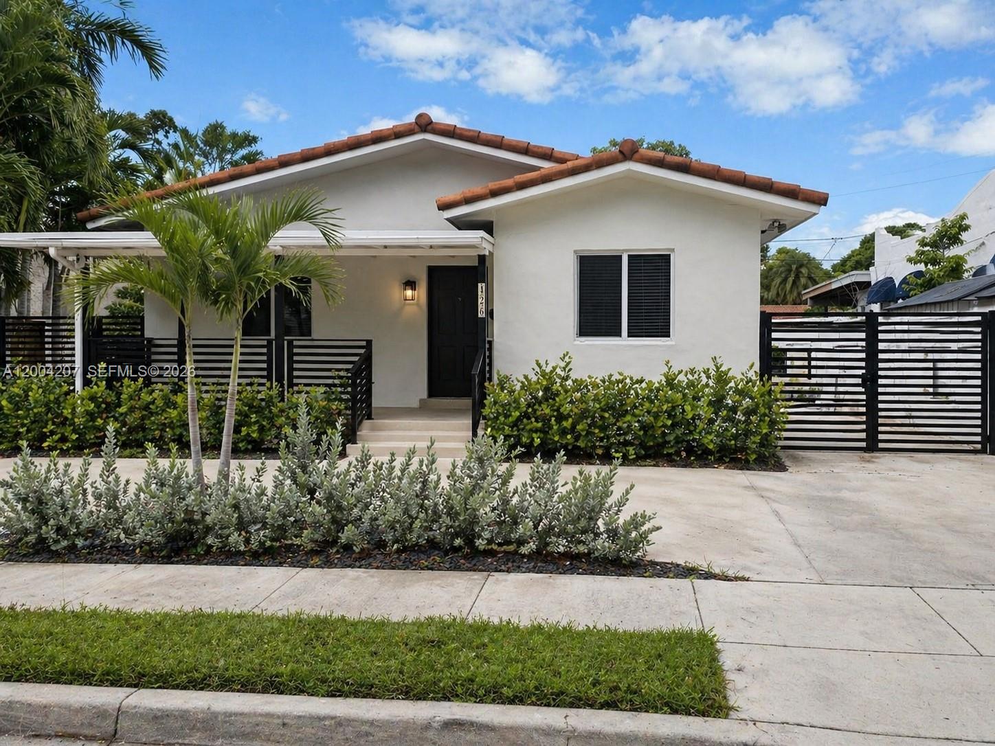 426 SW 26th Rd, Miami FL 33129