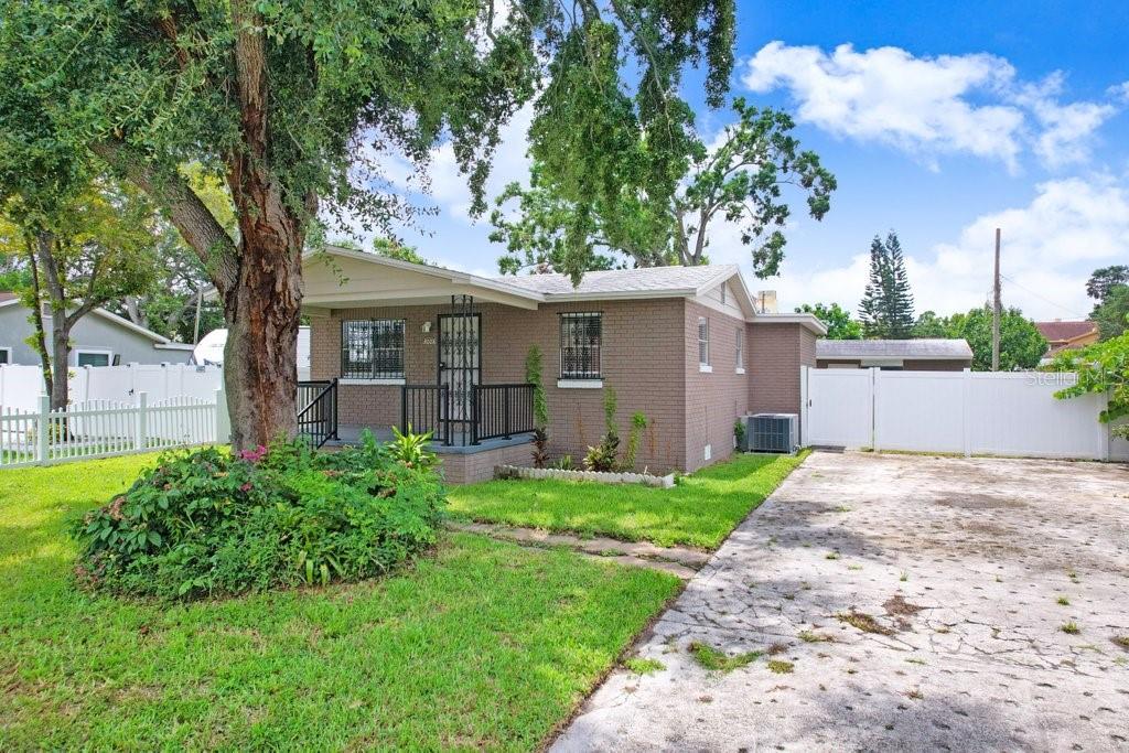 3008 W PALMETTO STREET