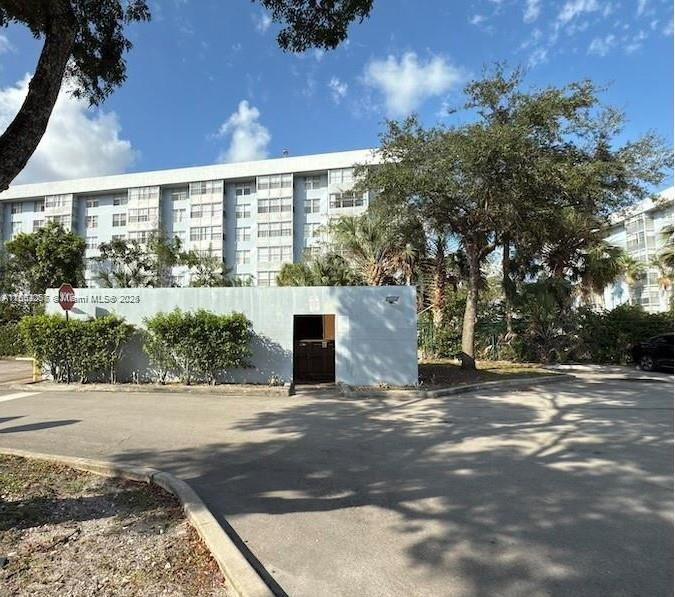 4271 NW 5th St # 254, Plantation FL 33317