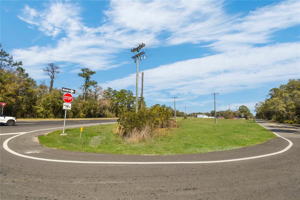 9150 SE COUNTY ROAD 221, HAMPTON, FL — photo 4 of 24