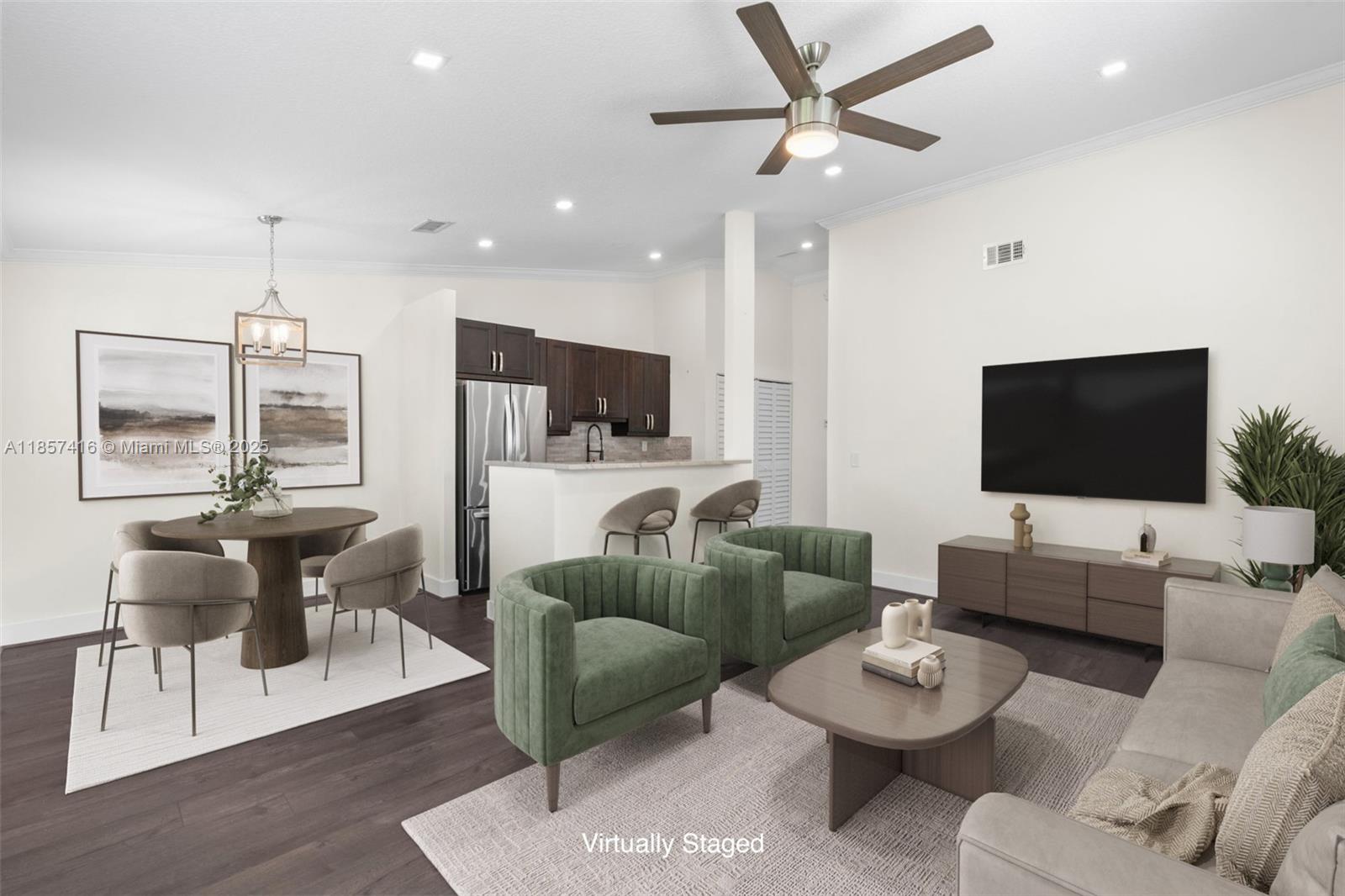 721 NW 47th St, Deerfield Beach FL 33064
