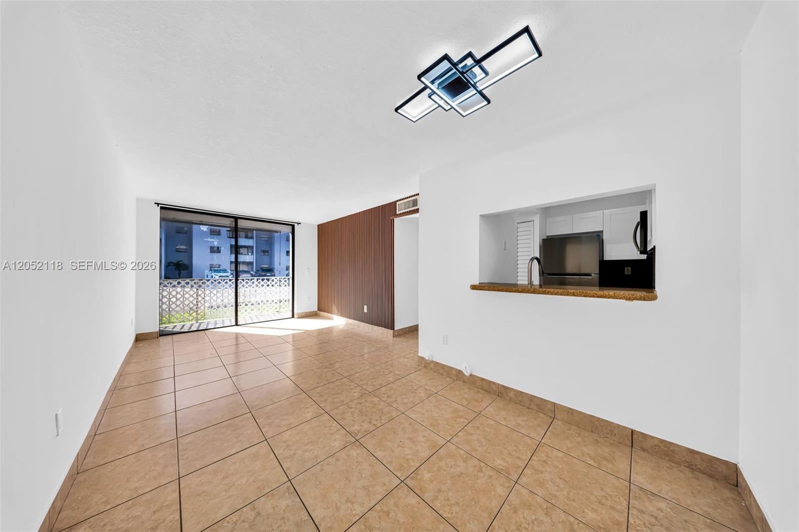 8145 NW 7th St # 111, Miami FL 33126