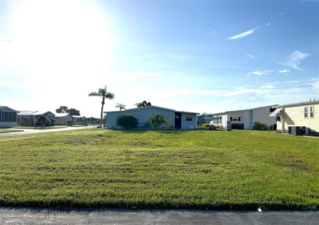 602 LA JOLLA CIRCLE