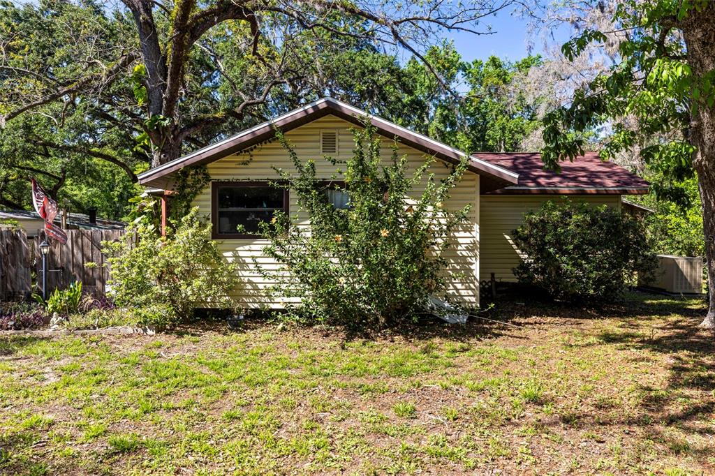 29133 LAWTON DRIVE, NOBLETON, FL — photo 4 of 30